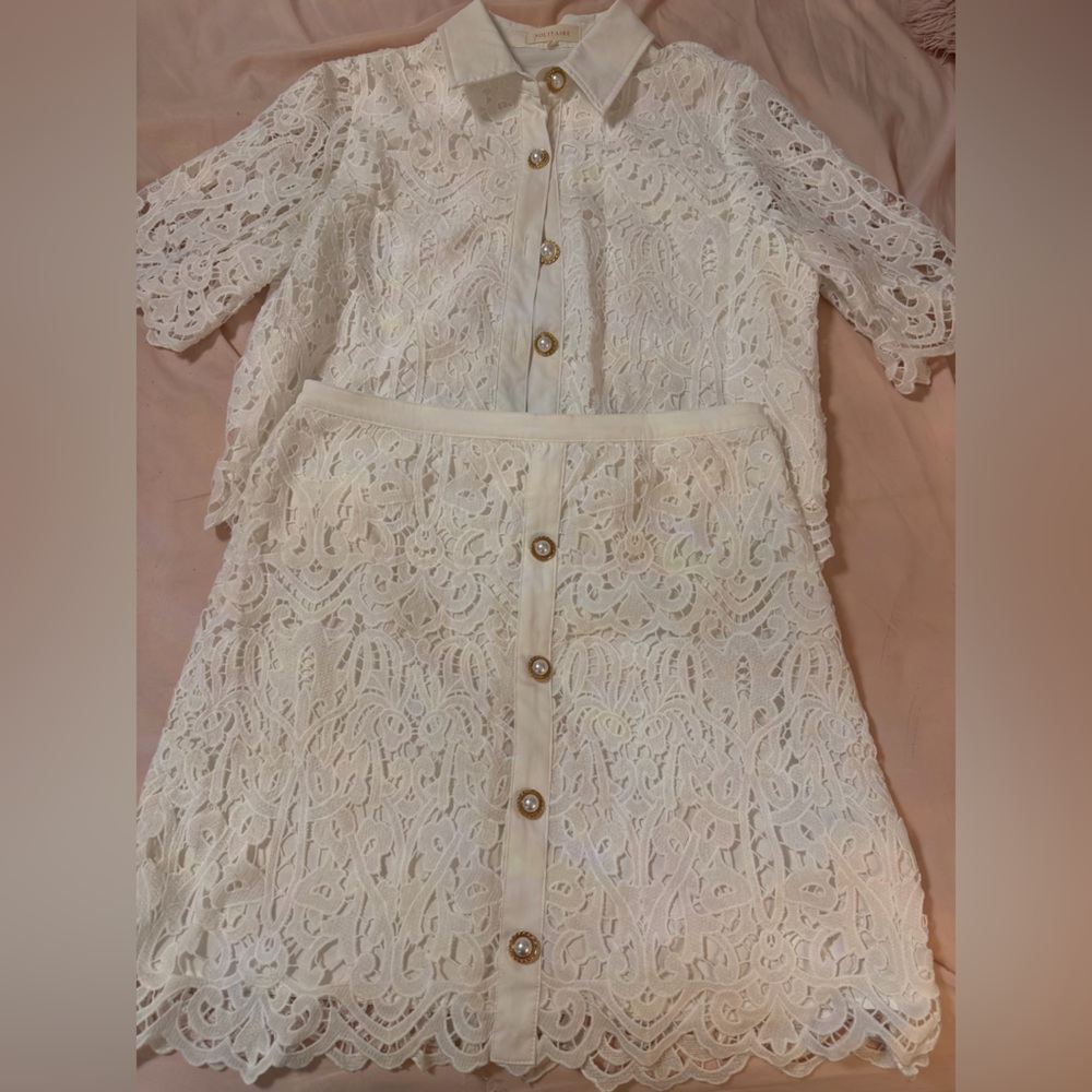 Solitaire Creamy White Embroidered Lace Skirt & Top Set Size Large